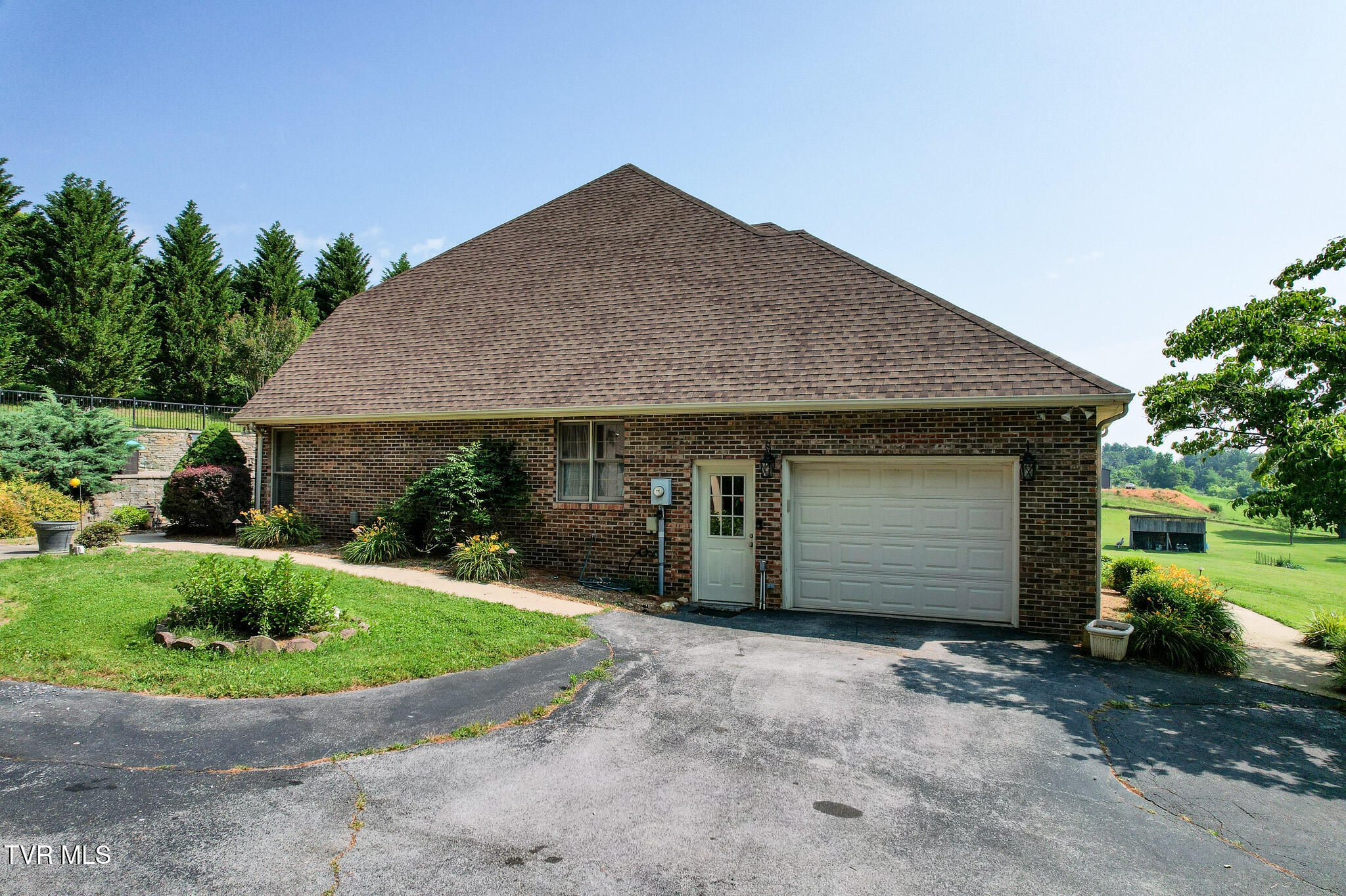 945 Dashaway Road Chuckey, TN 37641 - Photo 78 of 117 64