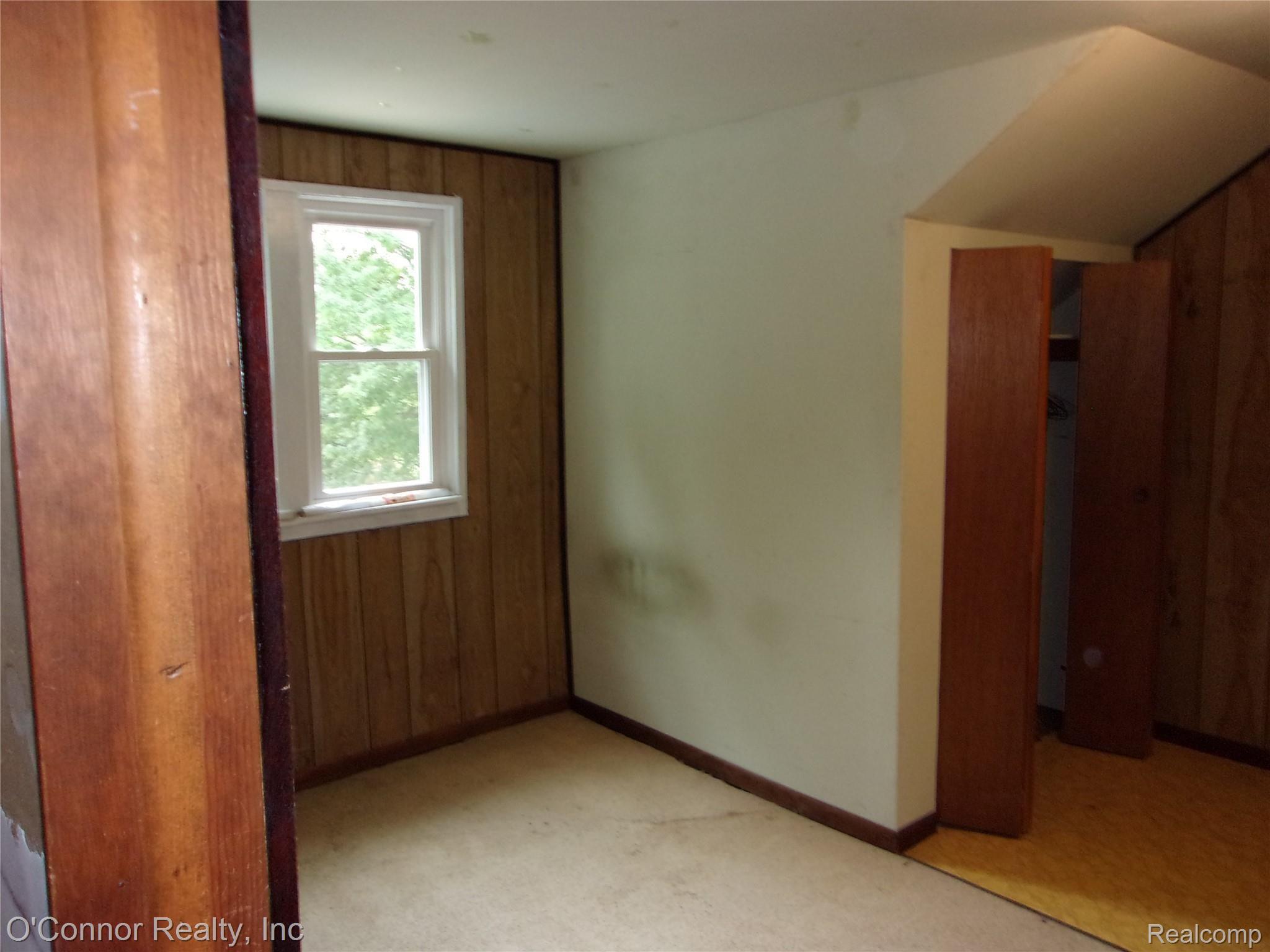 5450 Sheridan Line Road Croswell, MI 48422 - Photo 12 of 24 100_0170.JPG