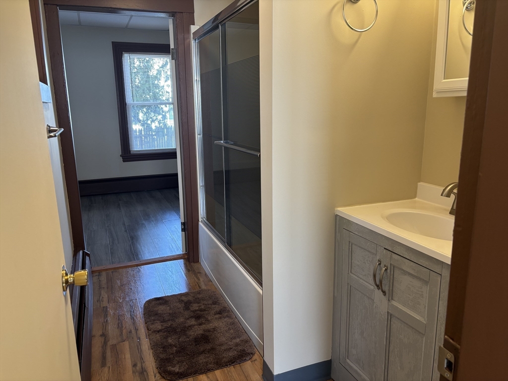 478 High Street, Unit 1 Clinton, MA 01510 - Photo 10 of 13