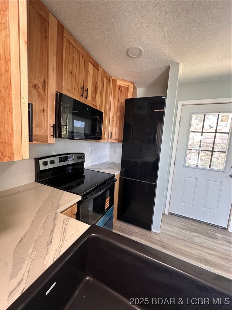 9 Point Plaza Edwards, MO 65326 - Photo 13 of 38