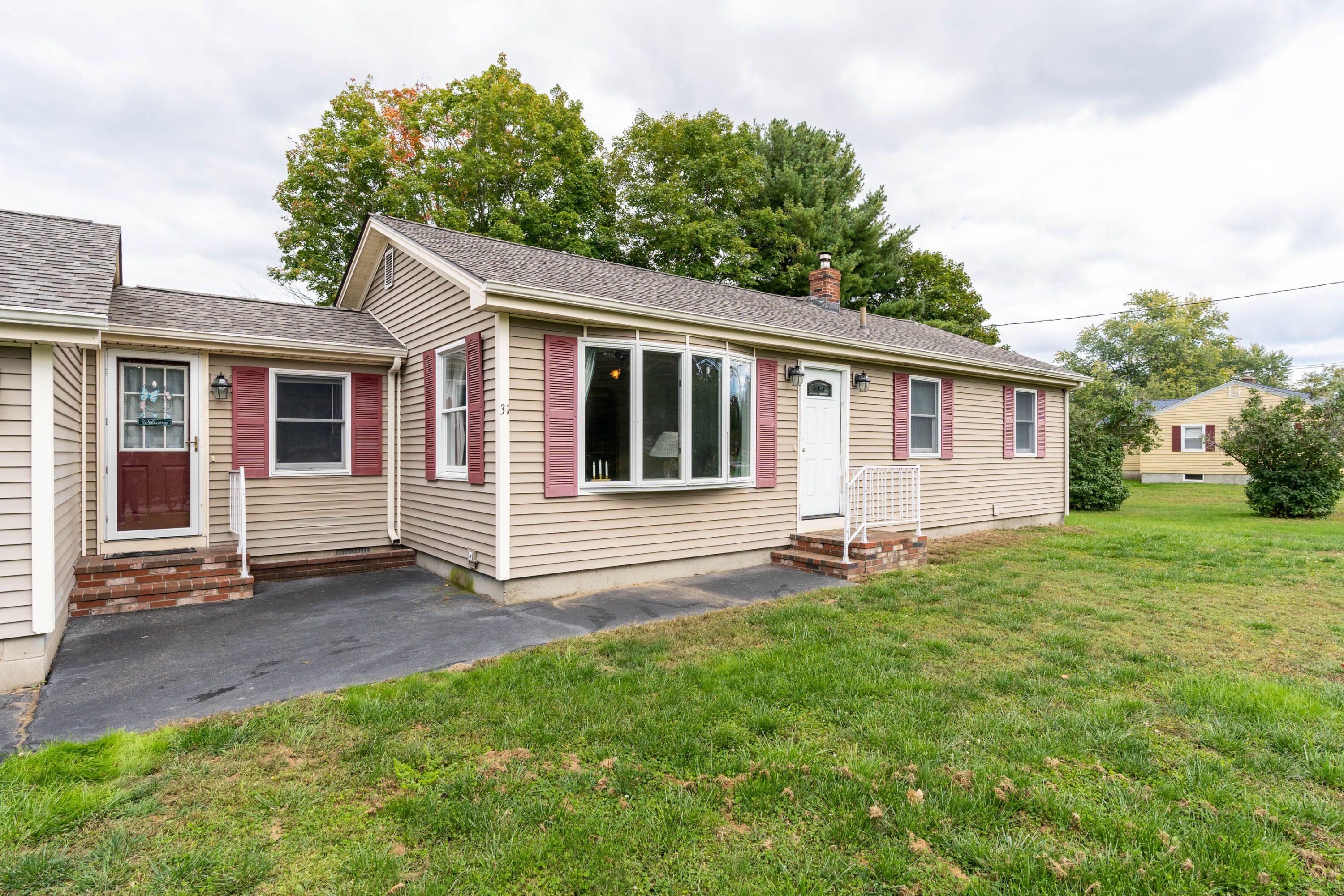 31 Buxton Road Saco, ME 04072 - Photo 2 of 29 1-Exterior-13