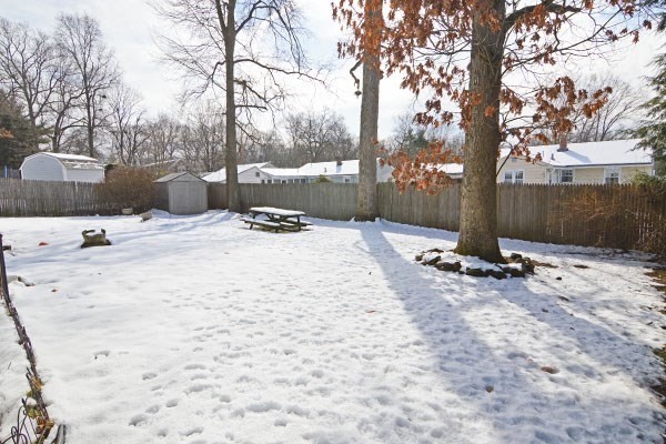 21 Hadley Street Springfield, MA 01118 - Photo 25 of 34 a view of a backyard of a house