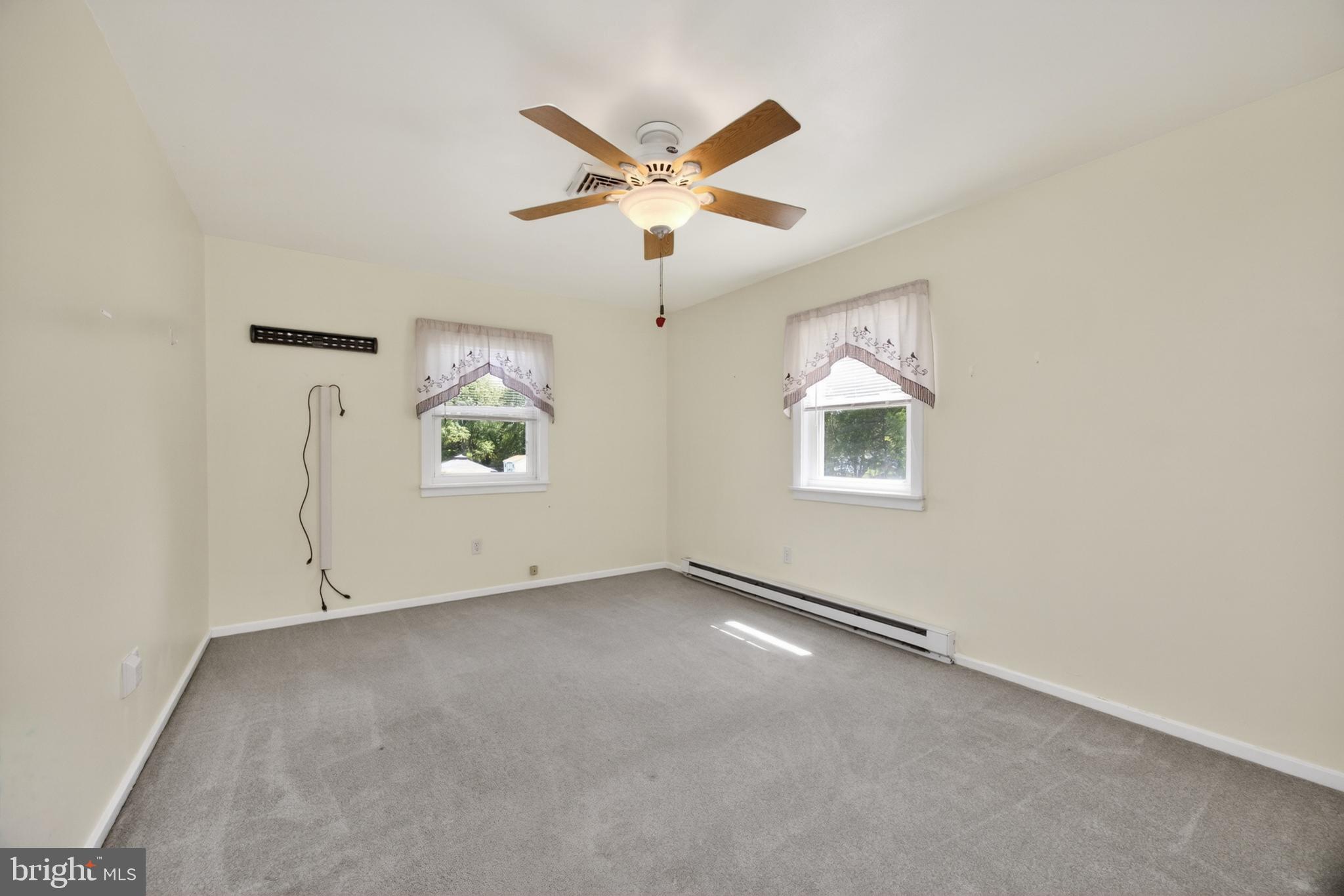 726 Claire Road Warminster, PA 18974 - Photo 20 of 36
