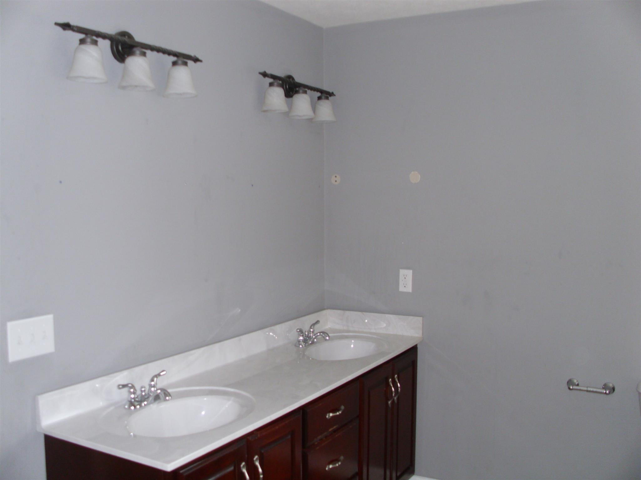 630 Coleytown Road Lafayette, TN 37083 - Photo 18 of 26 Double Vanities in Master Bathroom