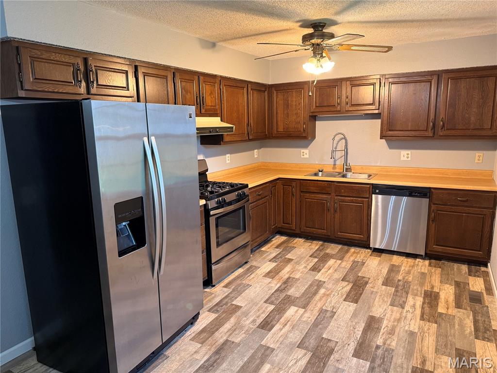 306 Dewolf Street Odin, IL 62870 - Photo 2 of 11