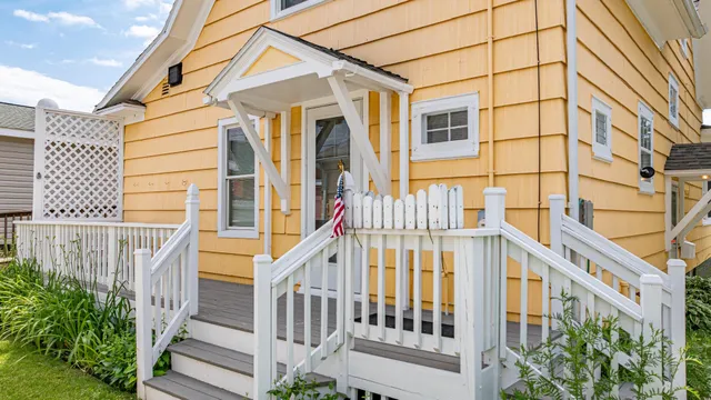 $224,900 | 235 East Harvey Street, Ely, MN 55731