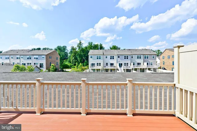 a view of houses with city street