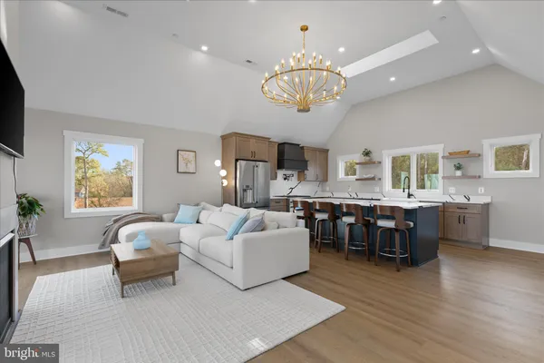 $1,299,998 | 16242 Thomas Road, Piney Point, MD 20674