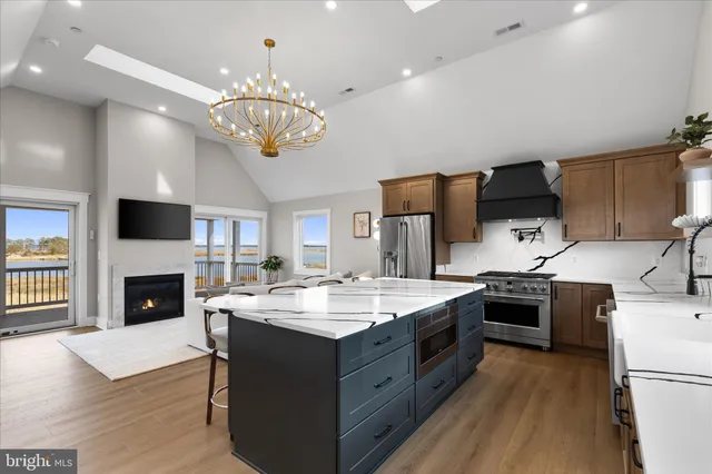 a bathroom with a sink vanity and a mirror