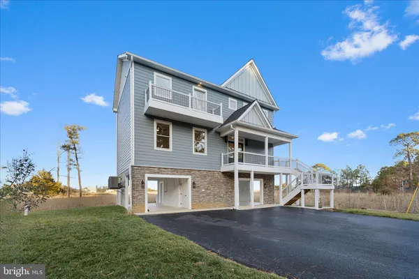 $1,299,998 | 16242 Thomas Road, Piney Point, MD 20674
