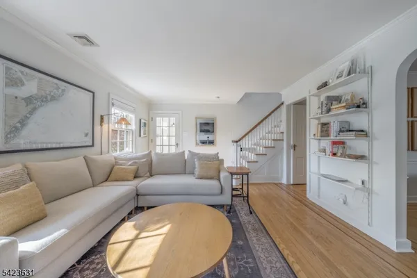 $1,250,000 | 128 Canoe Brook Parkway, Summit, NJ 07901