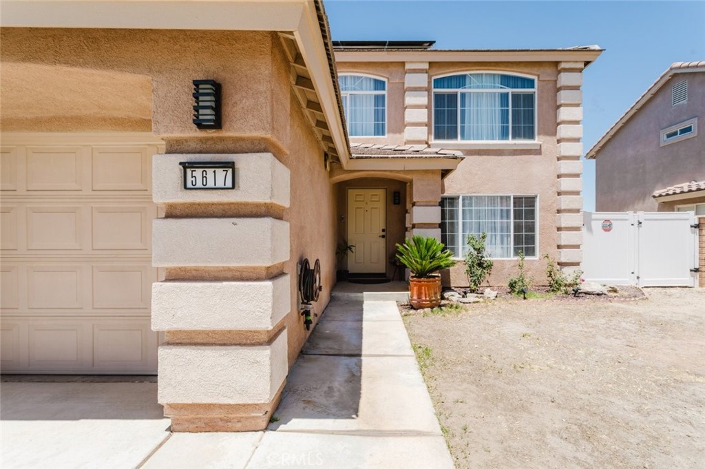 5617 East Ave R 12 Palmdale, CA 93552 - Photo 4 of 71