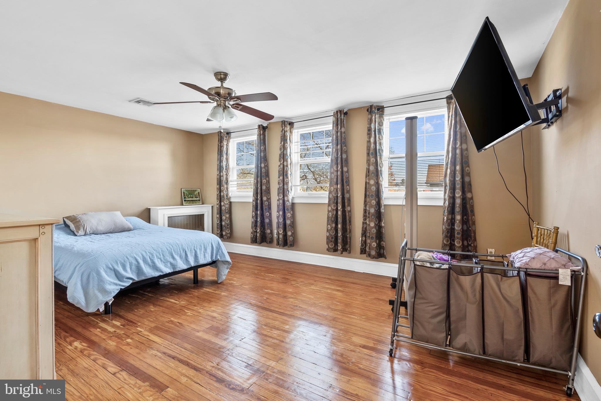 1901 Murray Street Philadelphia, PA 19115 - Photo 18 of 26 Bdrm 3