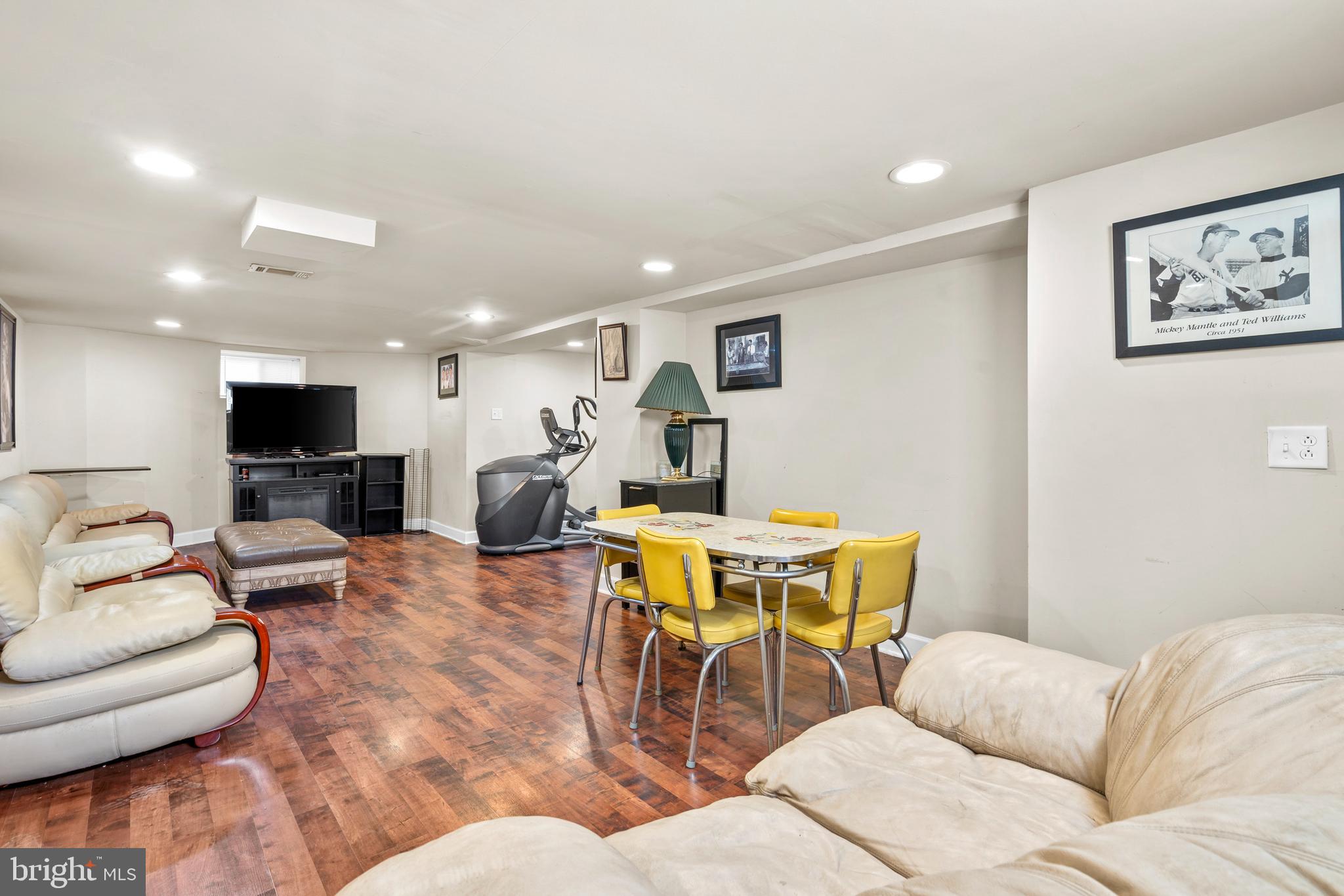 1901 Murray Street Philadelphia, PA 19115 - Photo 20 of 26 Finished basement