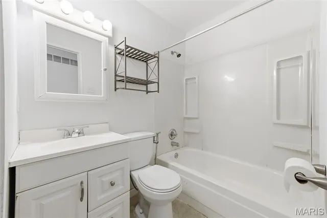 $199,999 | 37 Hunting Creek Road, St. Peters, MO 63376