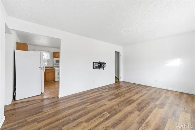 $199,999 | 37 Hunting Creek Road, St. Peters, MO 63376