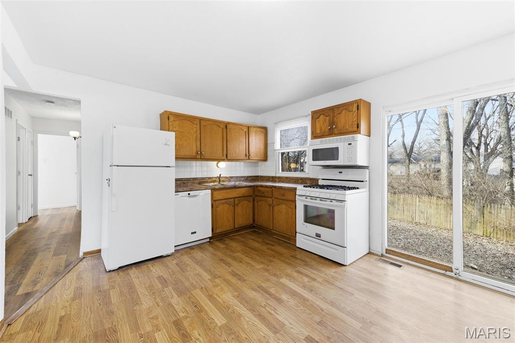 37 Hunting Creek Road St. Peters, MO 63376 - Photo 9 of 29