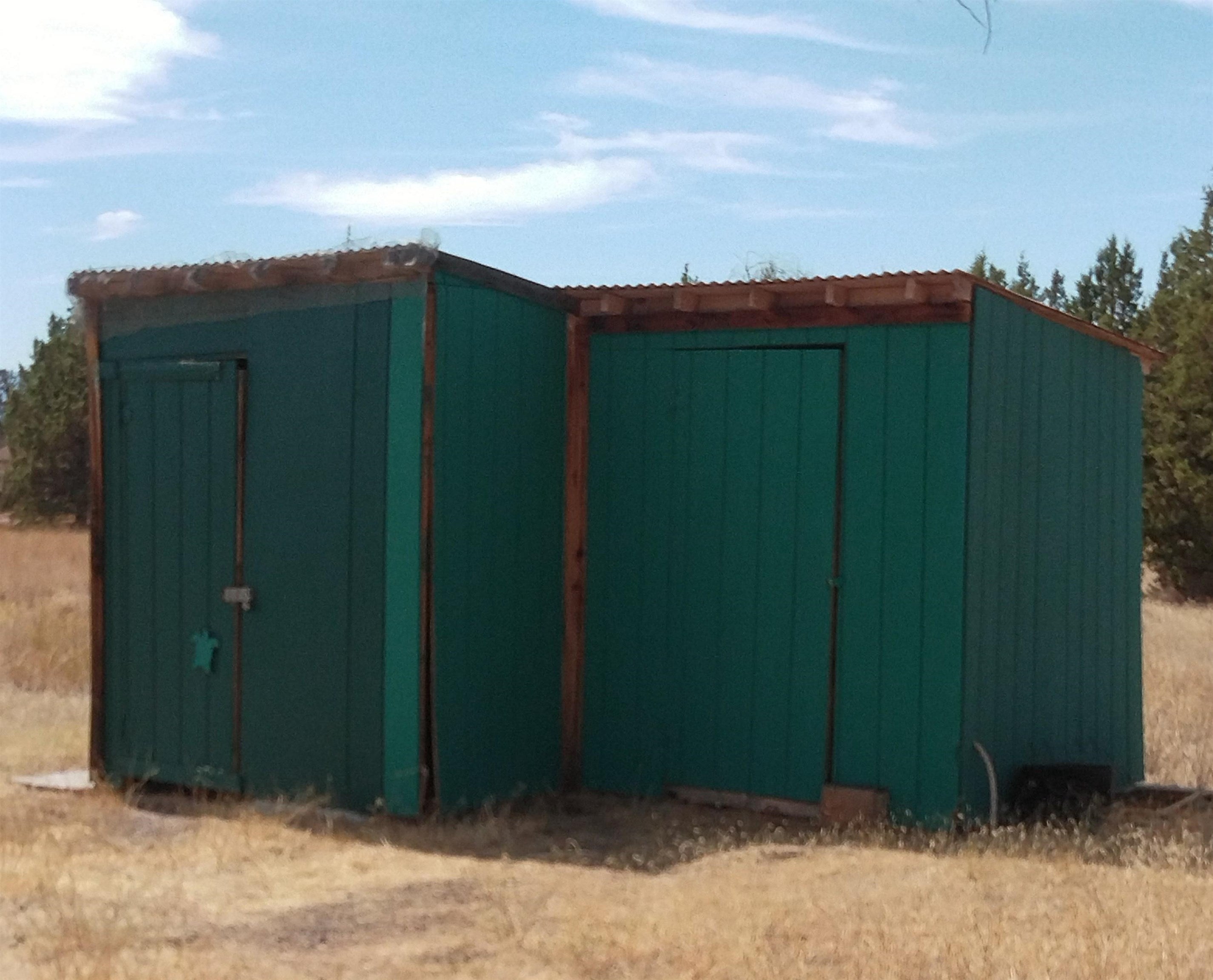 10830 Hart Road Montague, CA 96064 - Photo 21 of 36 Gallery Image 21