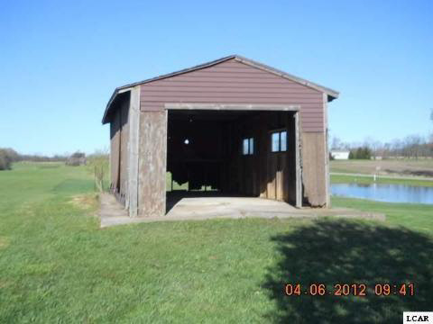13891 Addison Road Addison, MI 49220 - Photo 5 of 17 20090664-4.JPG
