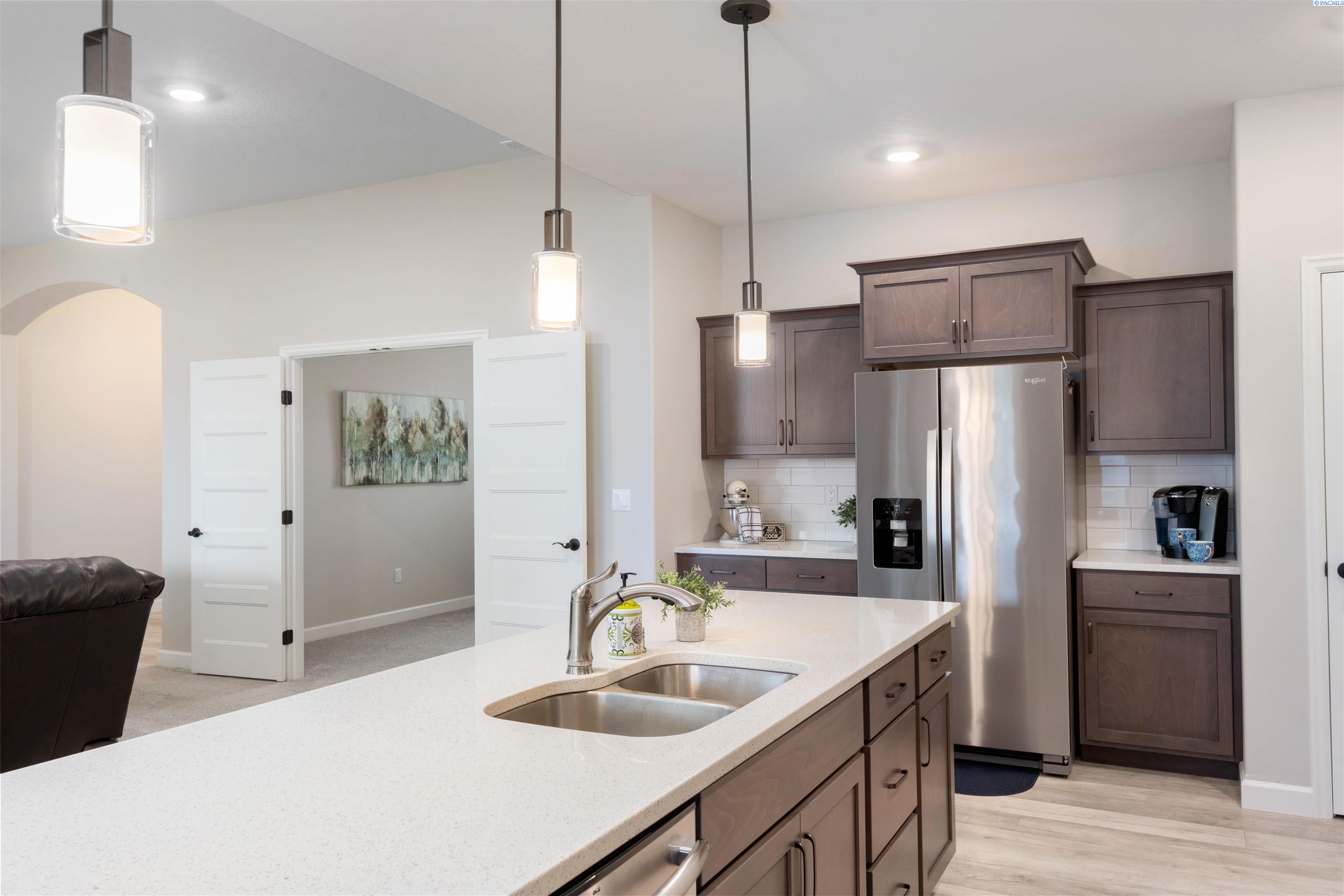 7201 Richardson Road Pasco, WA 99301 - Photo 12 of 30 Gallery Image 12