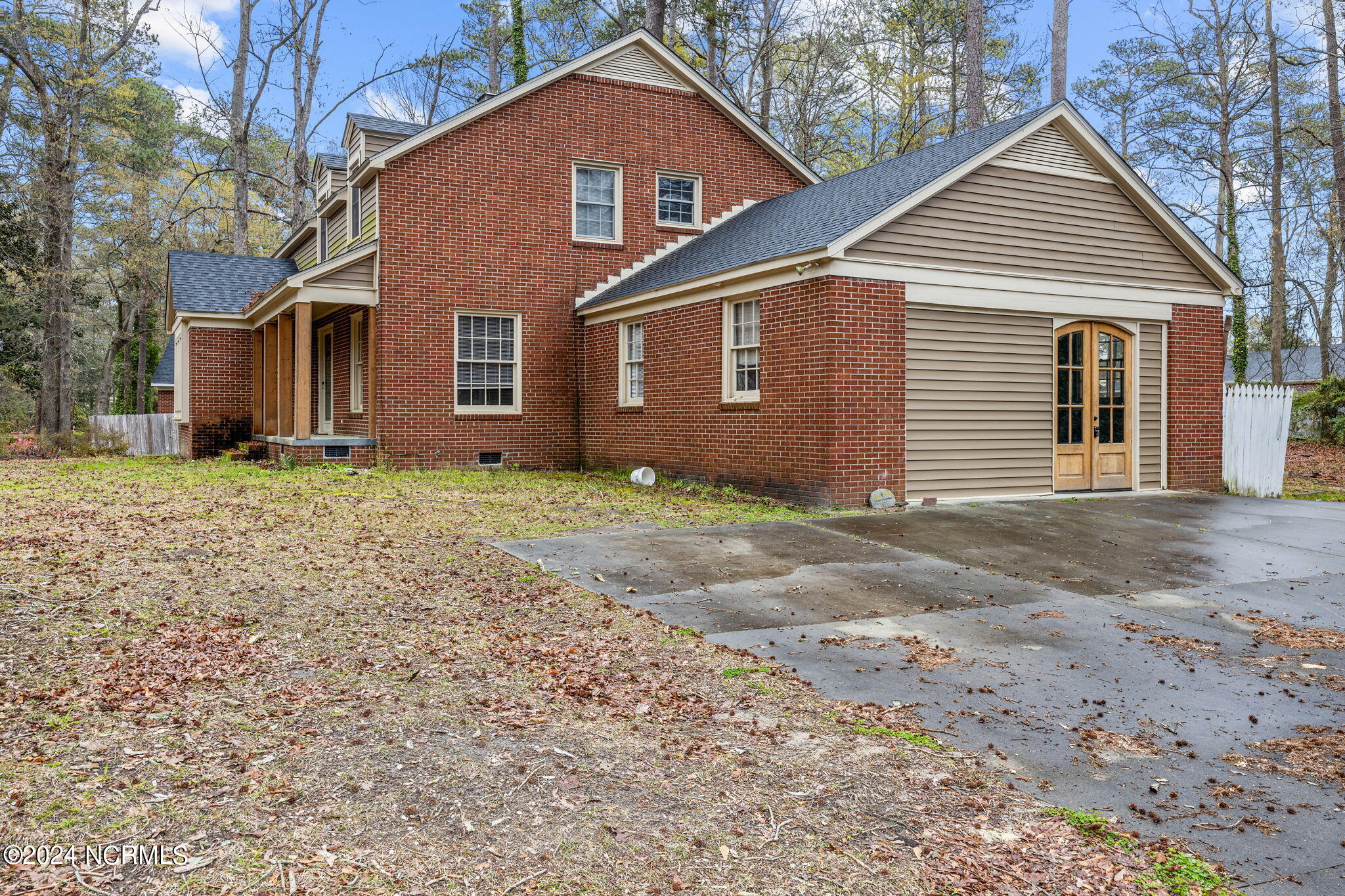 2203 Stallings Drive Kinston, NC 28504 - Photo 5 of 14 5-web-or-mls-470A0861