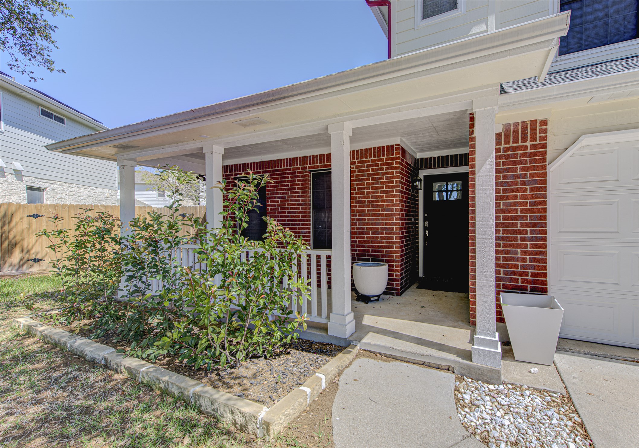 5908 Krinan Court Austin, TX 78754 - Photo 4 of 31 a front view of a house