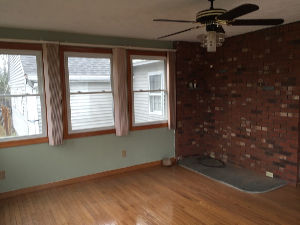 158 Sandwich Road Wareham, MA 02571 - Photo 7 of 17 Gallery Image 7
