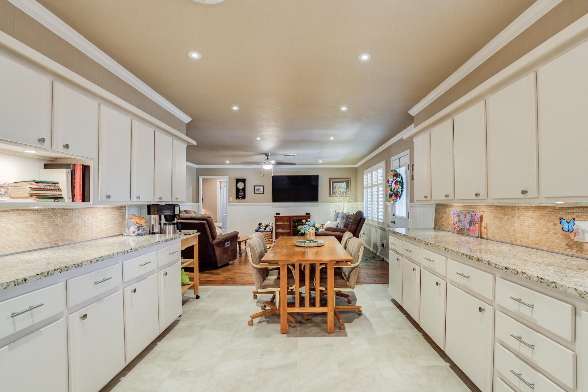 3403 48th Street Lubbock, TX 79413 - Photo 12 of 38 DSC07256_57_58_59_60