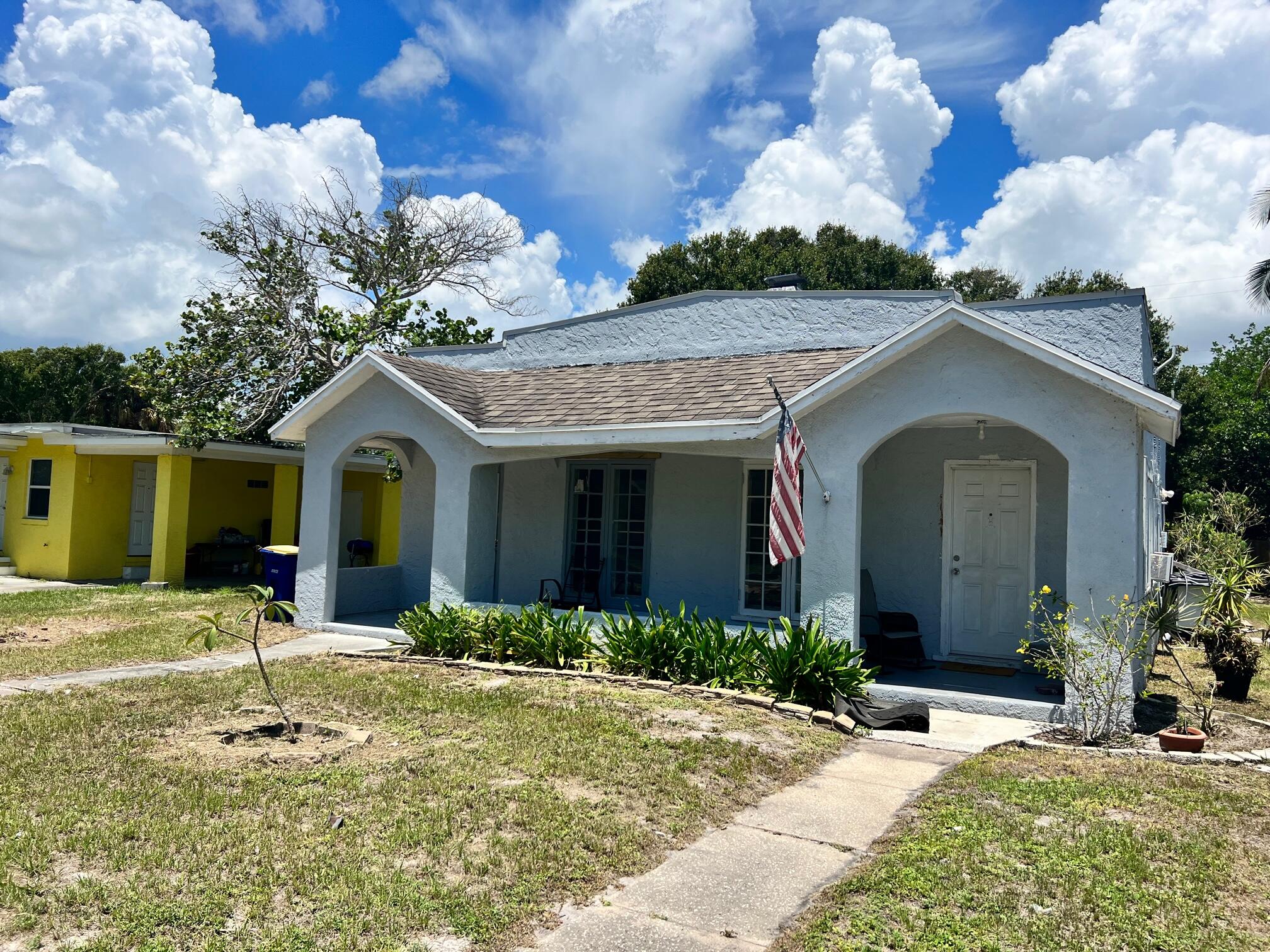 1109 Colonial Road, Unit A & B Fort Pierce, FL 34950 - Photo 1 of 10 IMG_7481