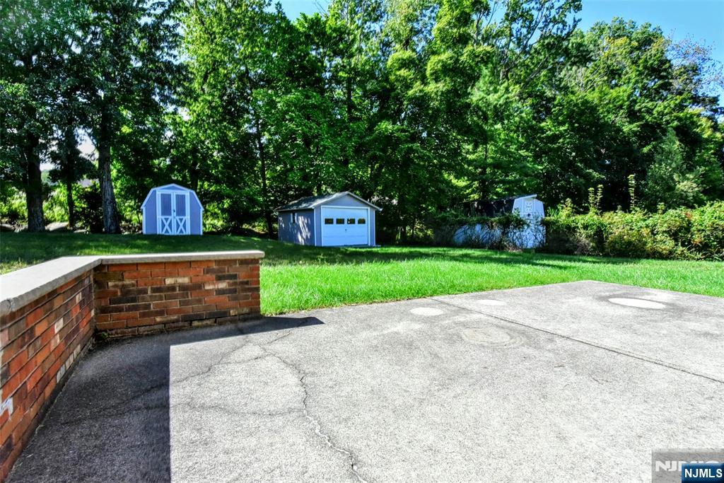 3 Richard Court Butler, NJ 07405 - Photo 25 of 30 Gallery Image 25