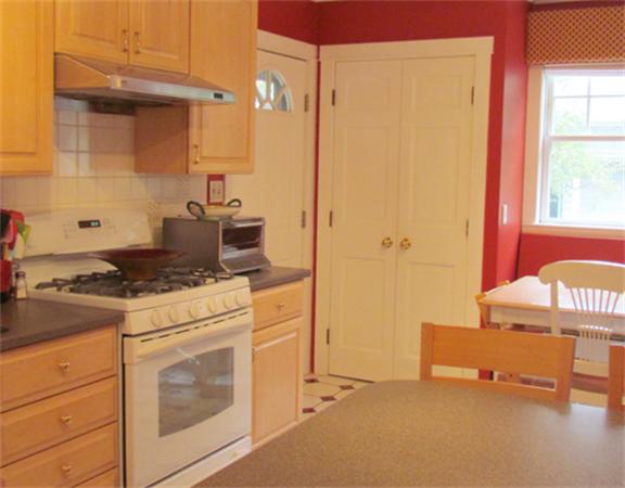 24 Wareland Road Wellesley, MA 02481 - Photo 7 of 16