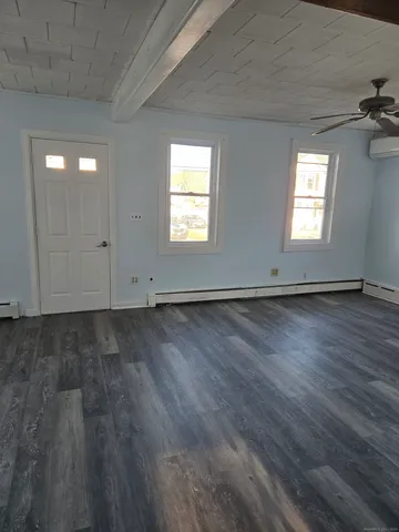 $1,800 | 183 High Street, Sprague, CT 06330