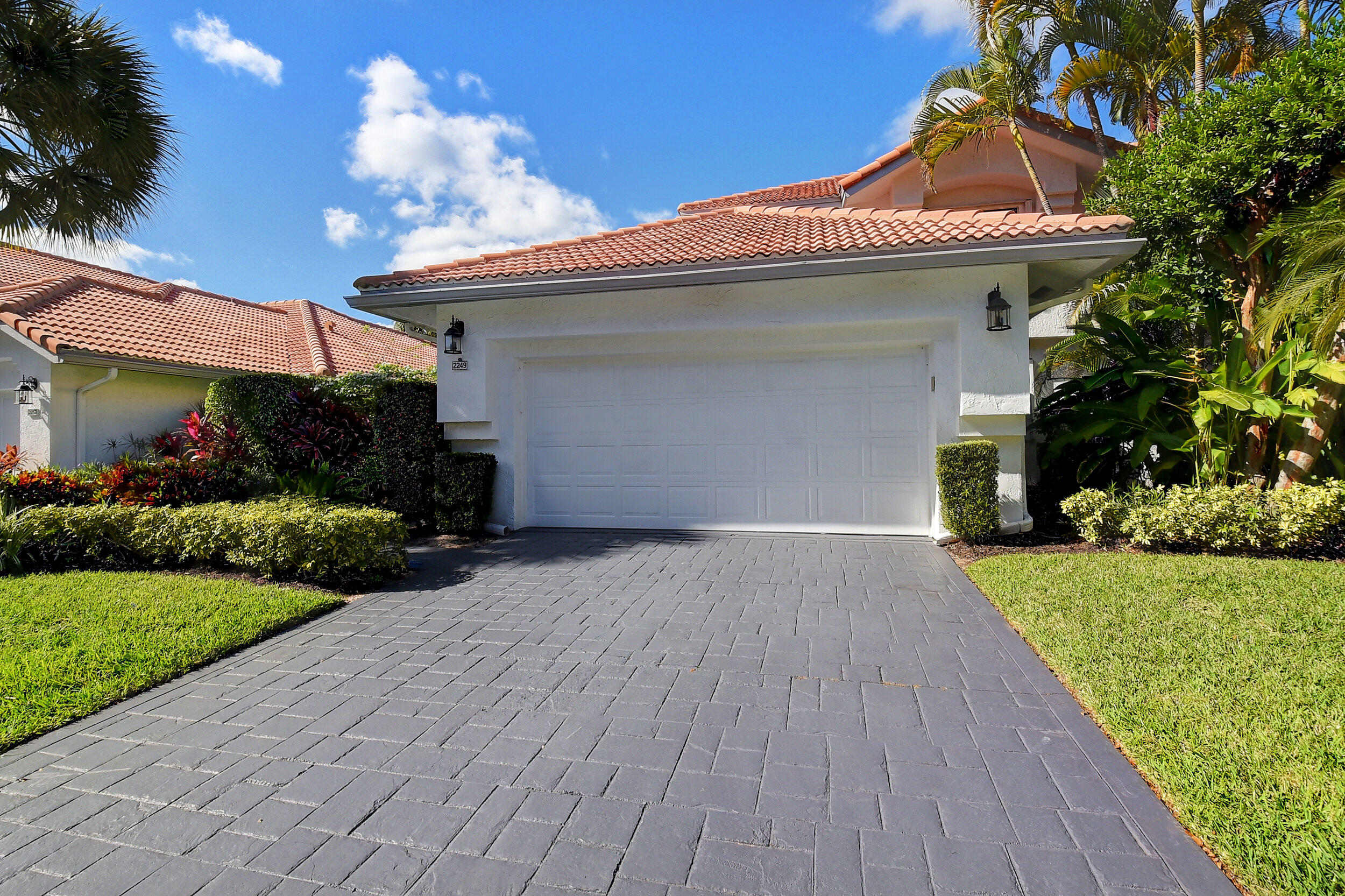 2249 Northwest 53rd Street Boca Raton, FL 33496 - Photo 2 of 40 02_dsc_4196_197_198_199_200