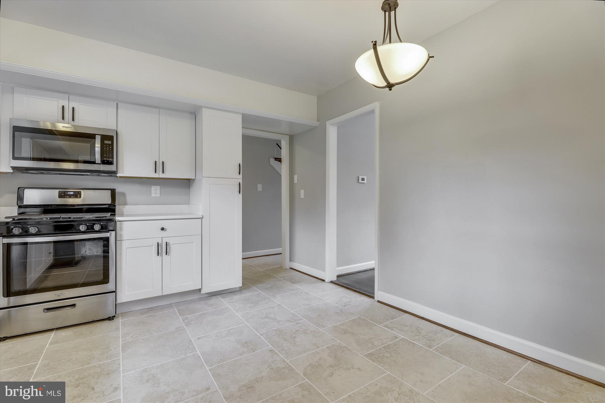11314 Gainsborough Road Potomac, MD 20854 - Photo 14 of 30 Kitchen