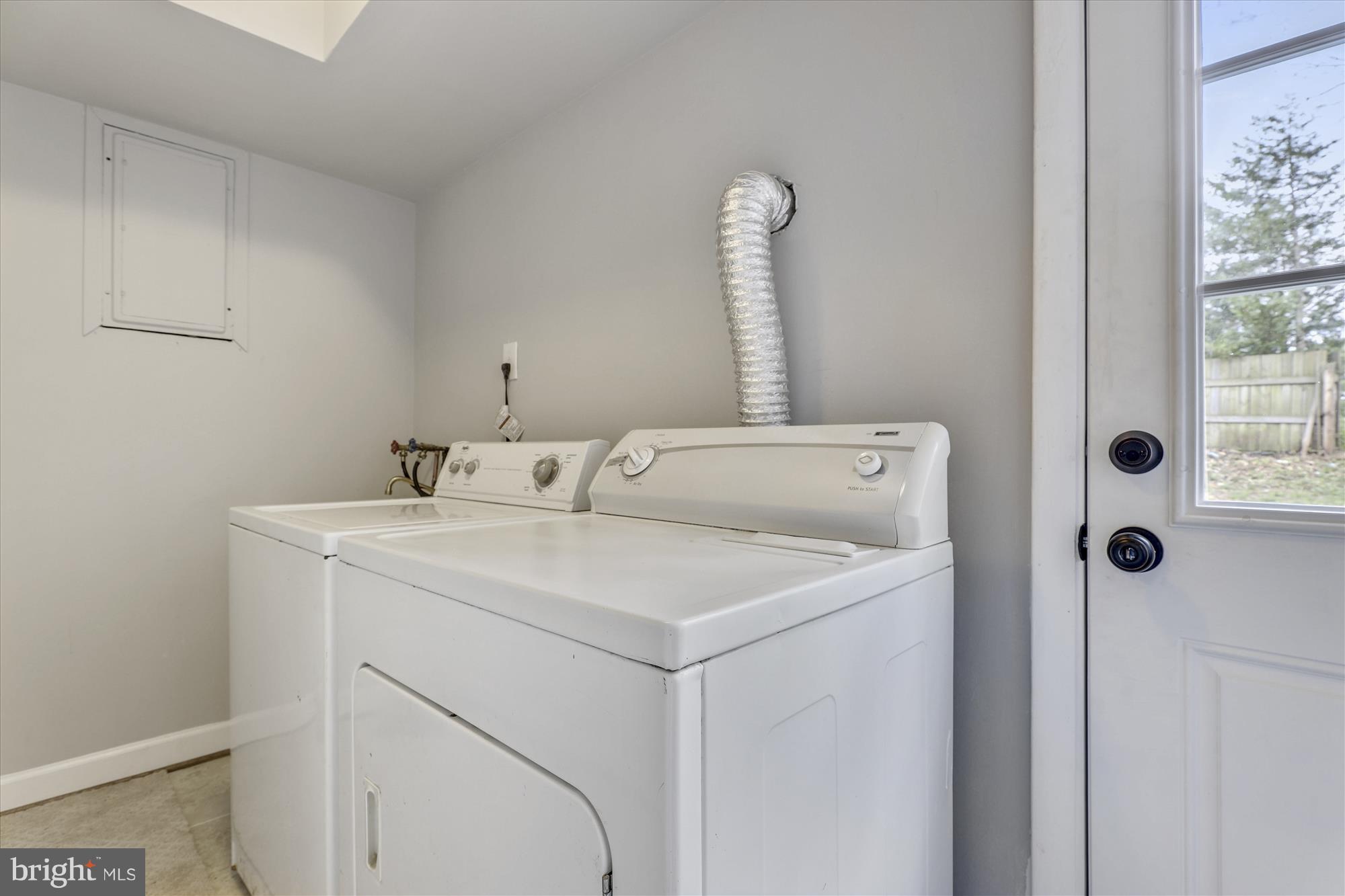 11314 Gainsborough Road Potomac, MD 20854 - Photo 18 of 30 Interior (General)
