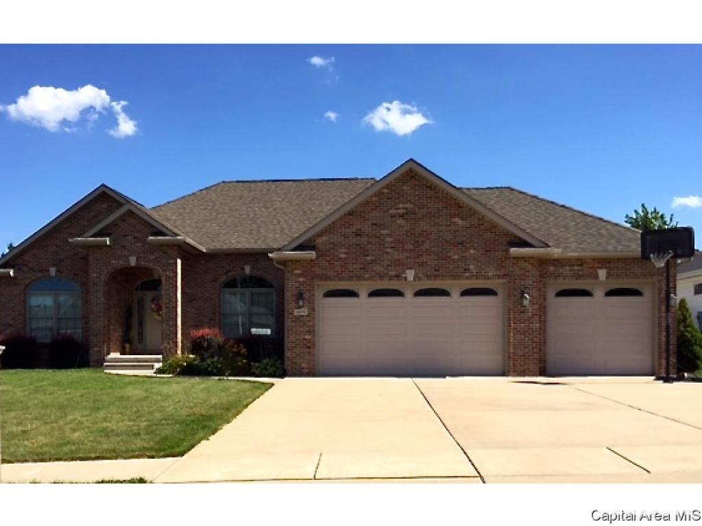1404 Old Crows Way Springfield, IL 62712 - Photo 1 of 35
