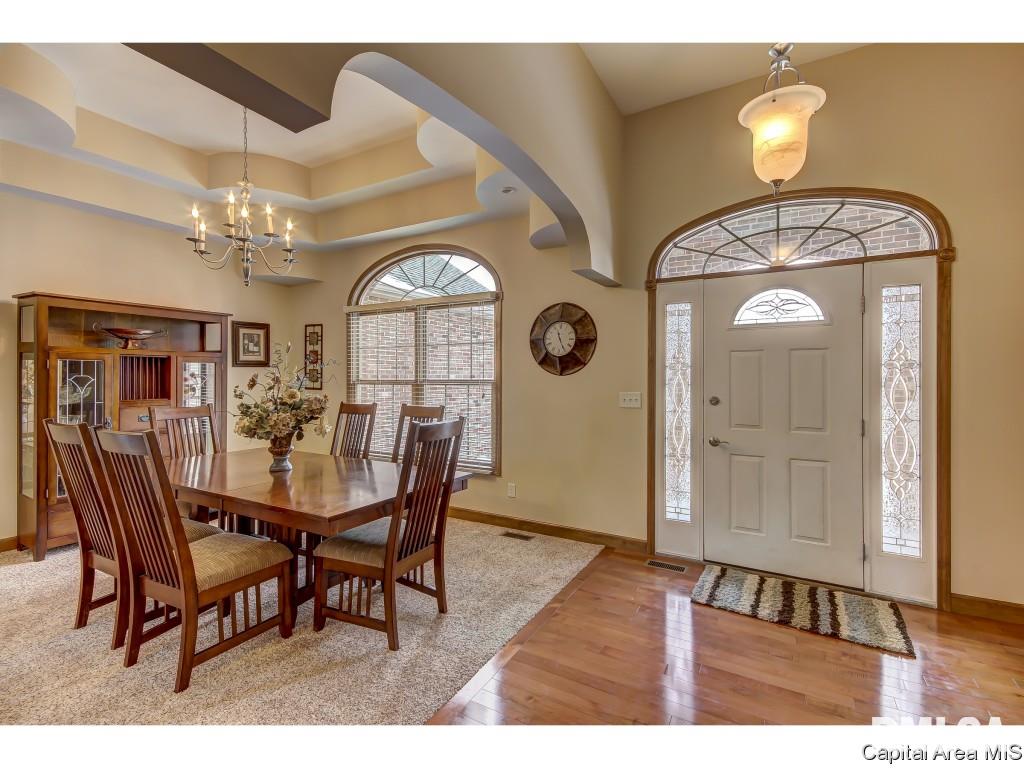 1404 Old Crows Way Springfield, IL 62712 - Photo 6 of 35