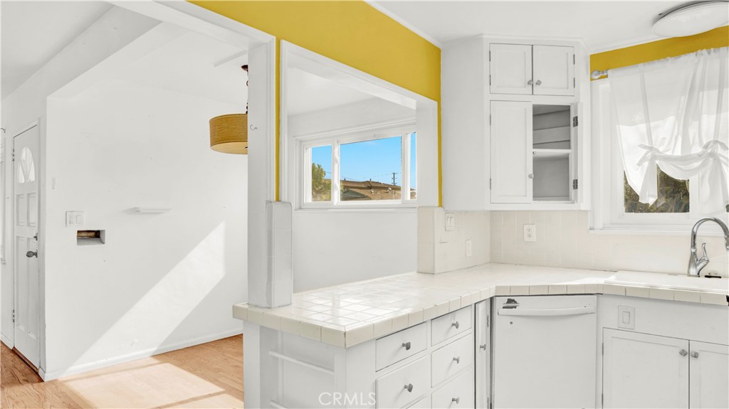 4485 West 142nd Street Hawthorne, CA 90250 - Photo 11 of 44
