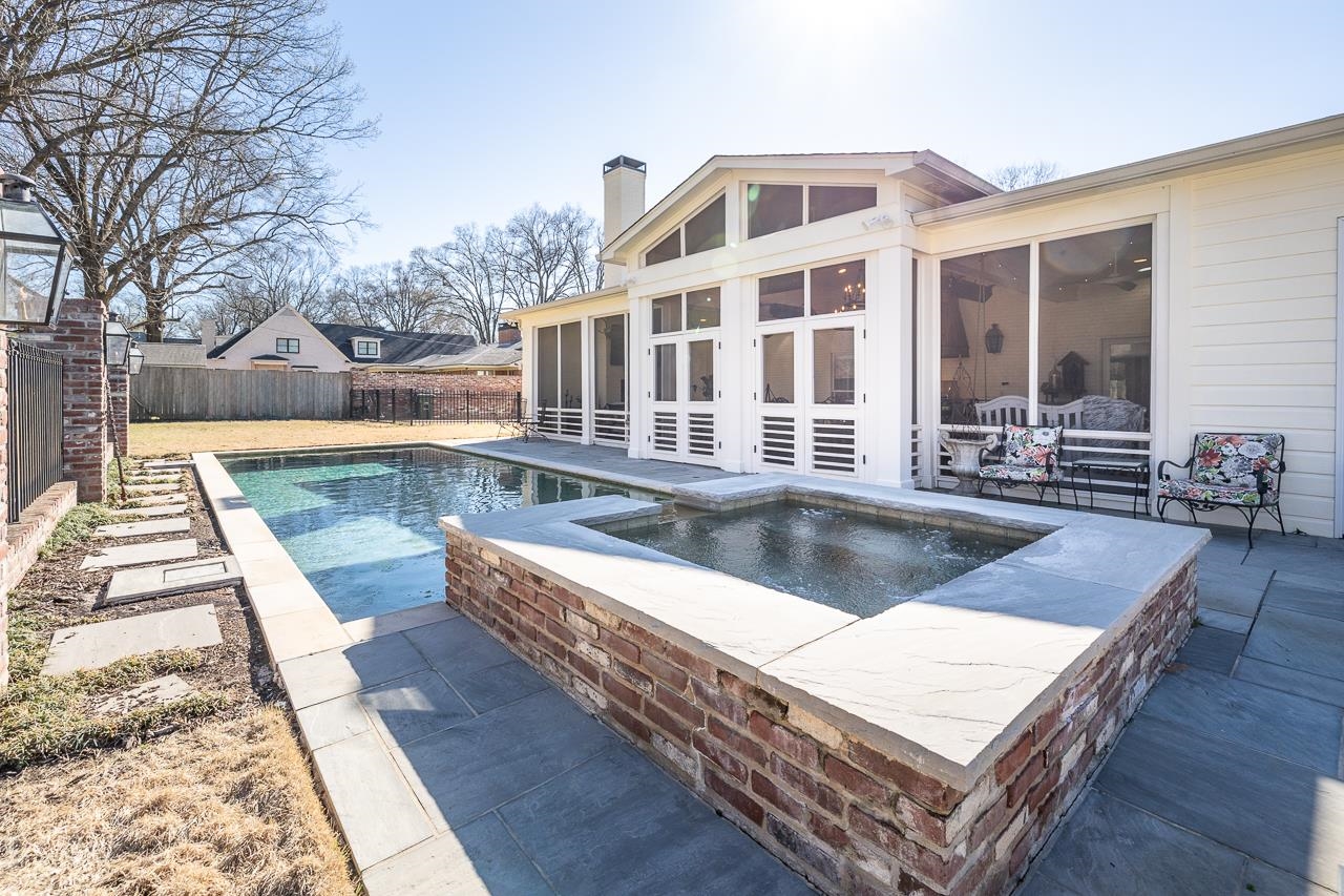 4723 Gwynne Road Memphis, TN 38117 - Photo 35 of 40 a view of a house with swimming pool