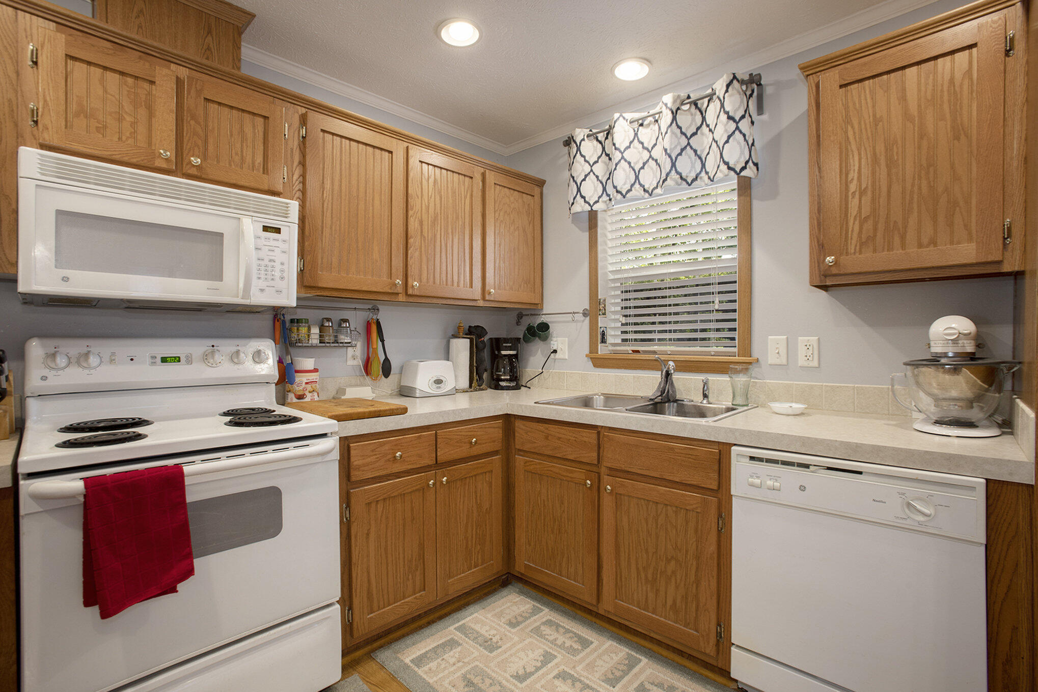 2966 South Staines Road Stanton, MI 48888 - Photo 13 of 36 010_staines_8
