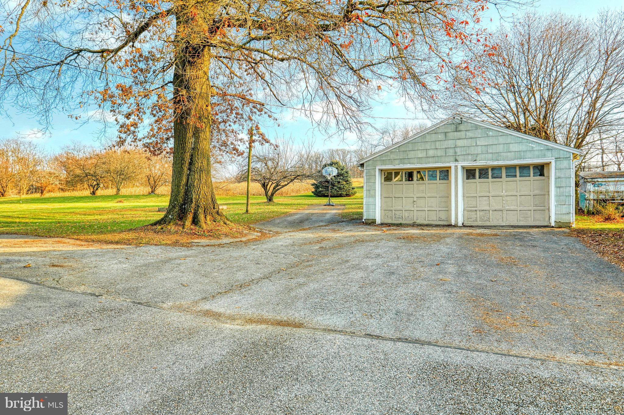 810 Lombard Road Red Lion, PA 17356 - Photo 2 of 31 Gallery Image 2