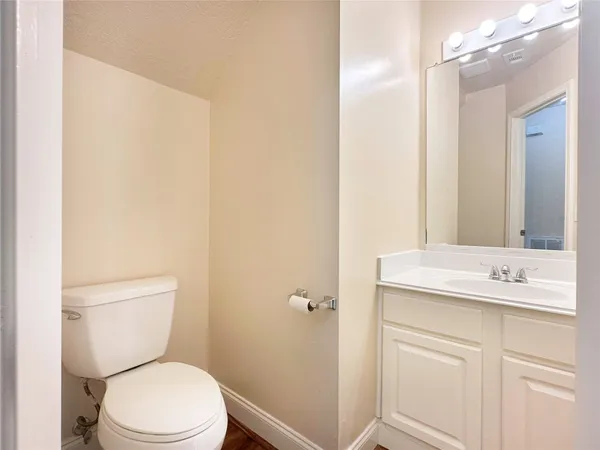 $2,150 | 20603 Apache Lake Drive, Katy, TX 77449