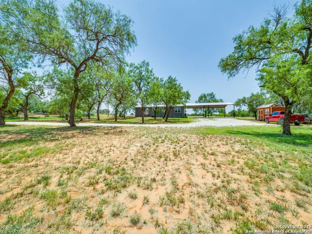 $280,000 | 1271 Sandbranch Road, Bigfoot, TX 78005