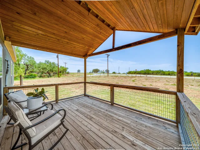 $280,000 | 1271 Sandbranch Road, Bigfoot, TX 78005