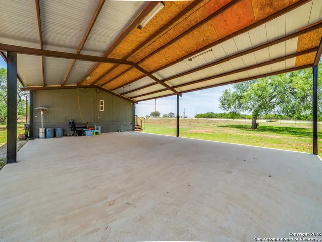 $280,000 | 1271 Sandbranch Road, Bigfoot, TX 78005