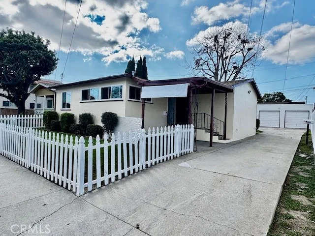 $4,000 | 25225 Eshelman Avenue, Lomita, CA 90717