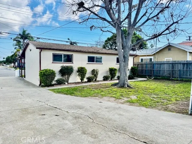$4,000 | 25225 Eshelman Avenue, Lomita, CA 90717