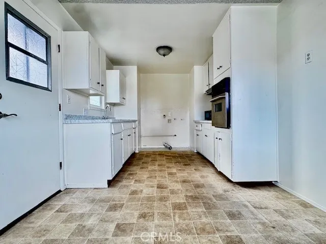 $4,000 | 25225 Eshelman Avenue, Lomita, CA 90717