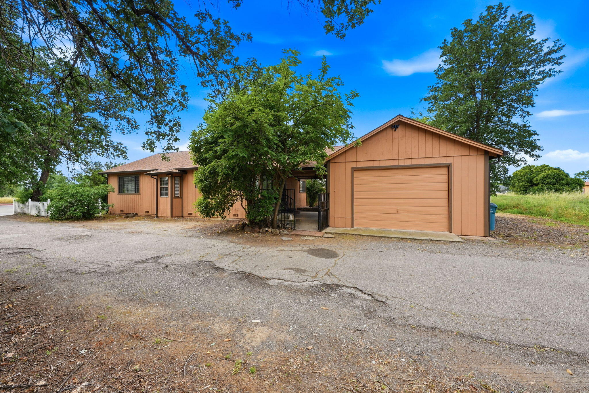 2186 Balls Ferry Road Anderson, CA 96007 - Photo 2 of 44 33-web-or-mls-IMG-33