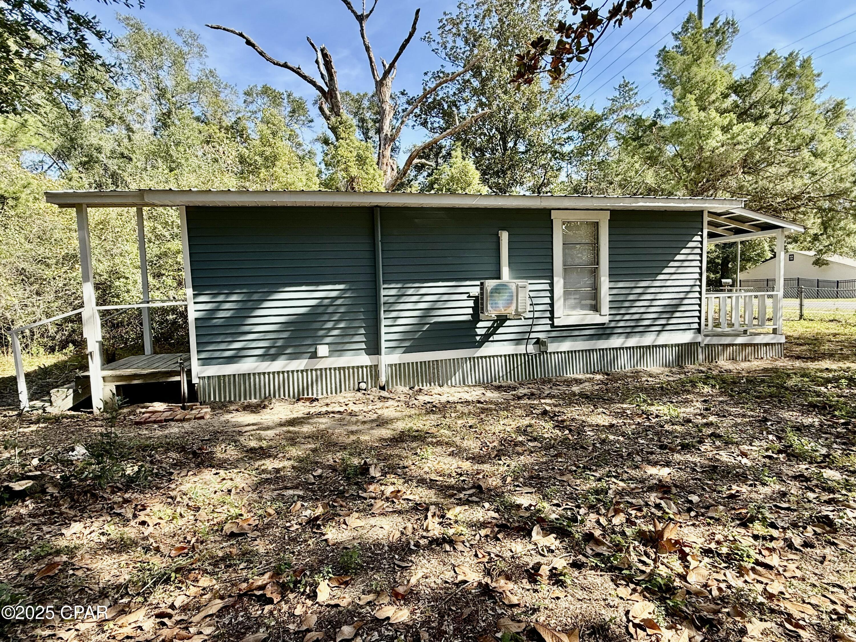 316 South 19th Street DeFuniak Springs, FL 32435 - Photo 4 of 23